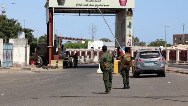               Jemen: co najmniej pięć osób zginęło podczas eksplozji na lotnisku w Adenie      